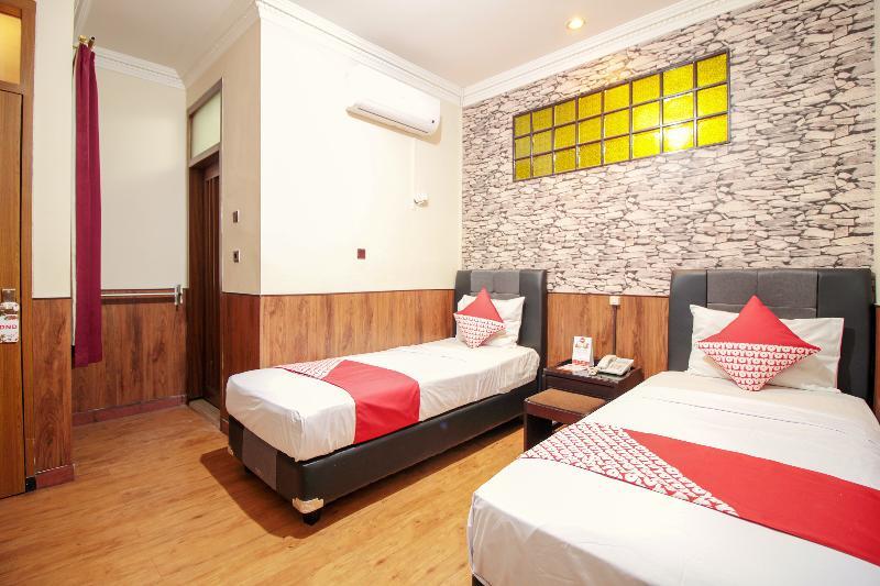 Vaccinated Staff - Oyo 352 Homestay Sabang Bandung Eksteriør bilde